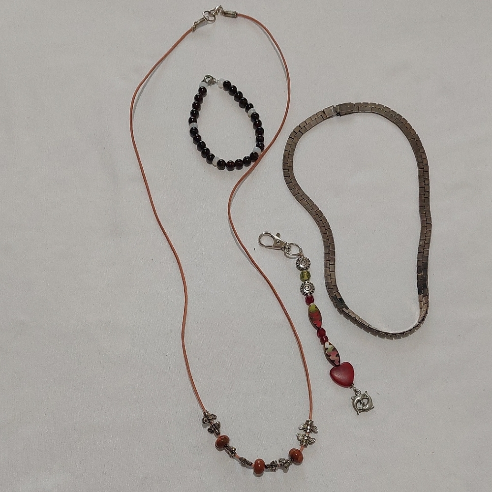 Elegant Brown and Silver Necklace Set